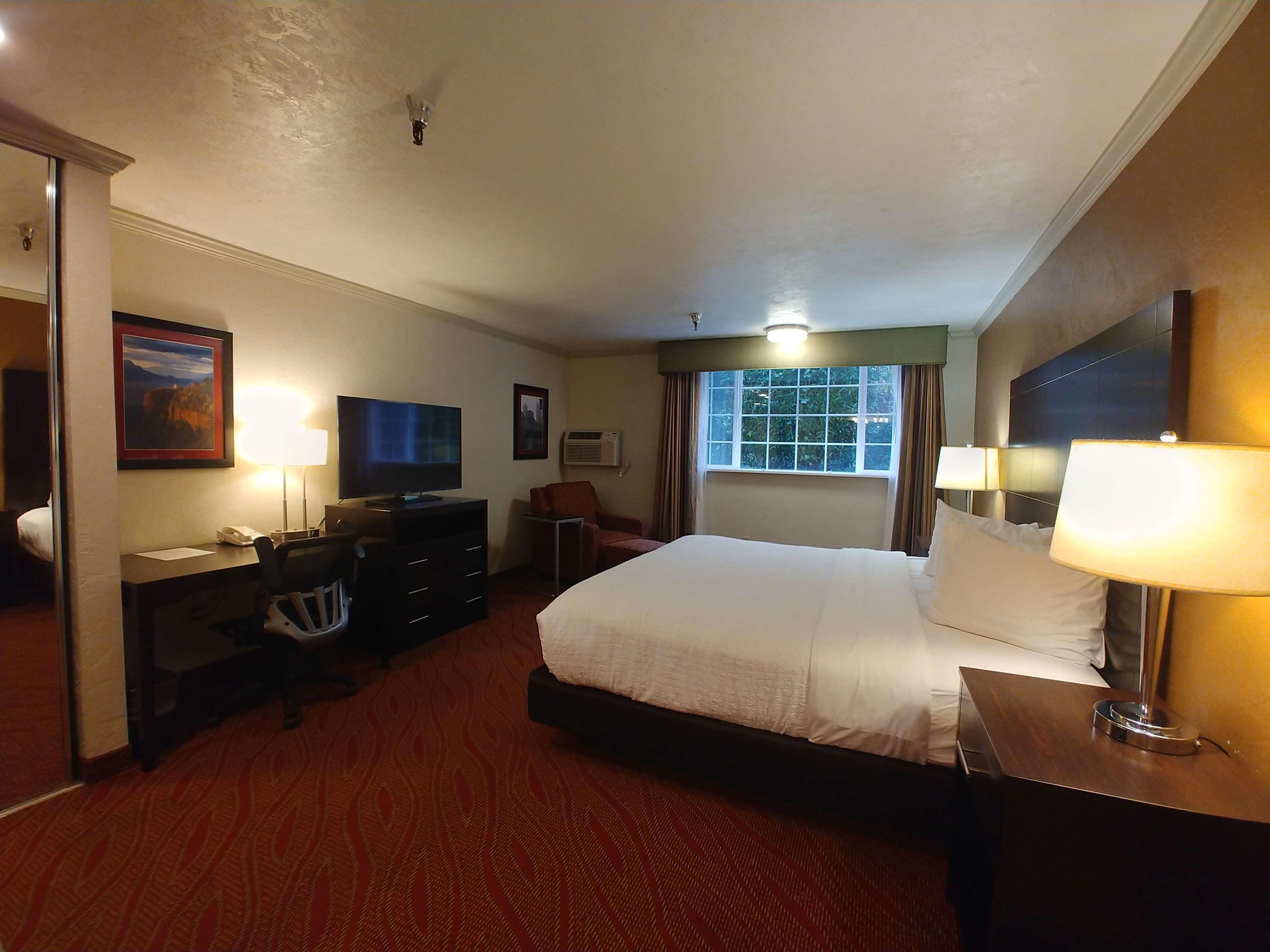 Best Western Plus Parkway Inn Wilsonville Eksteriør bilde