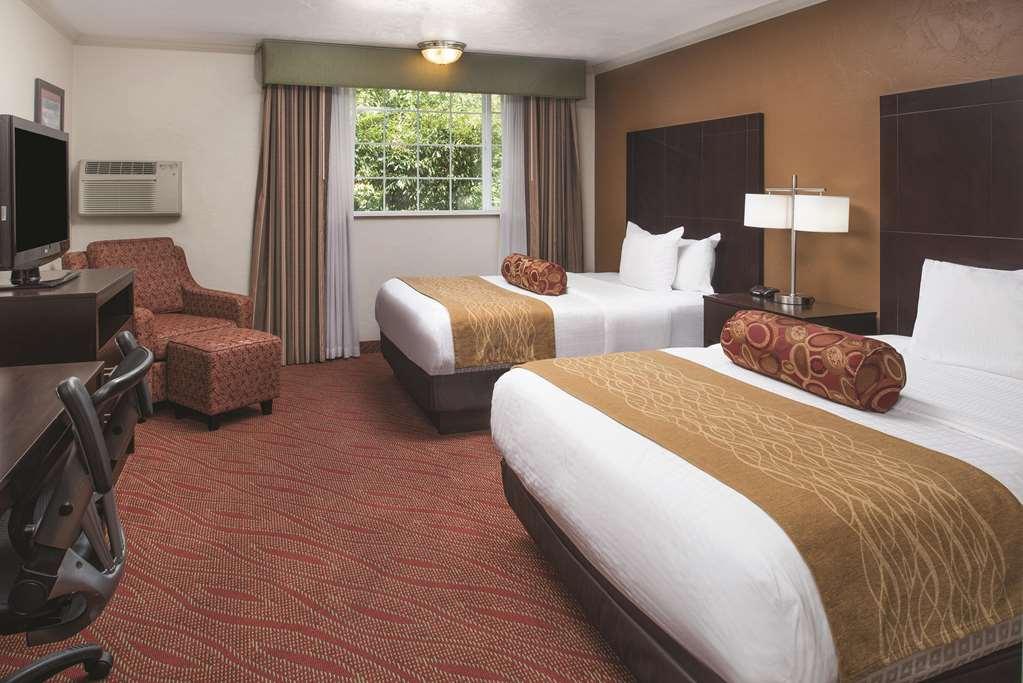 Best Western Plus Parkway Inn Wilsonville Eksteriør bilde