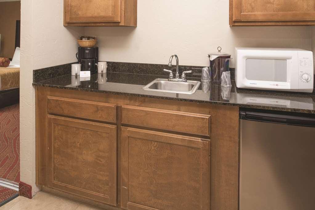 Best Western Plus Parkway Inn Wilsonville Eksteriør bilde
