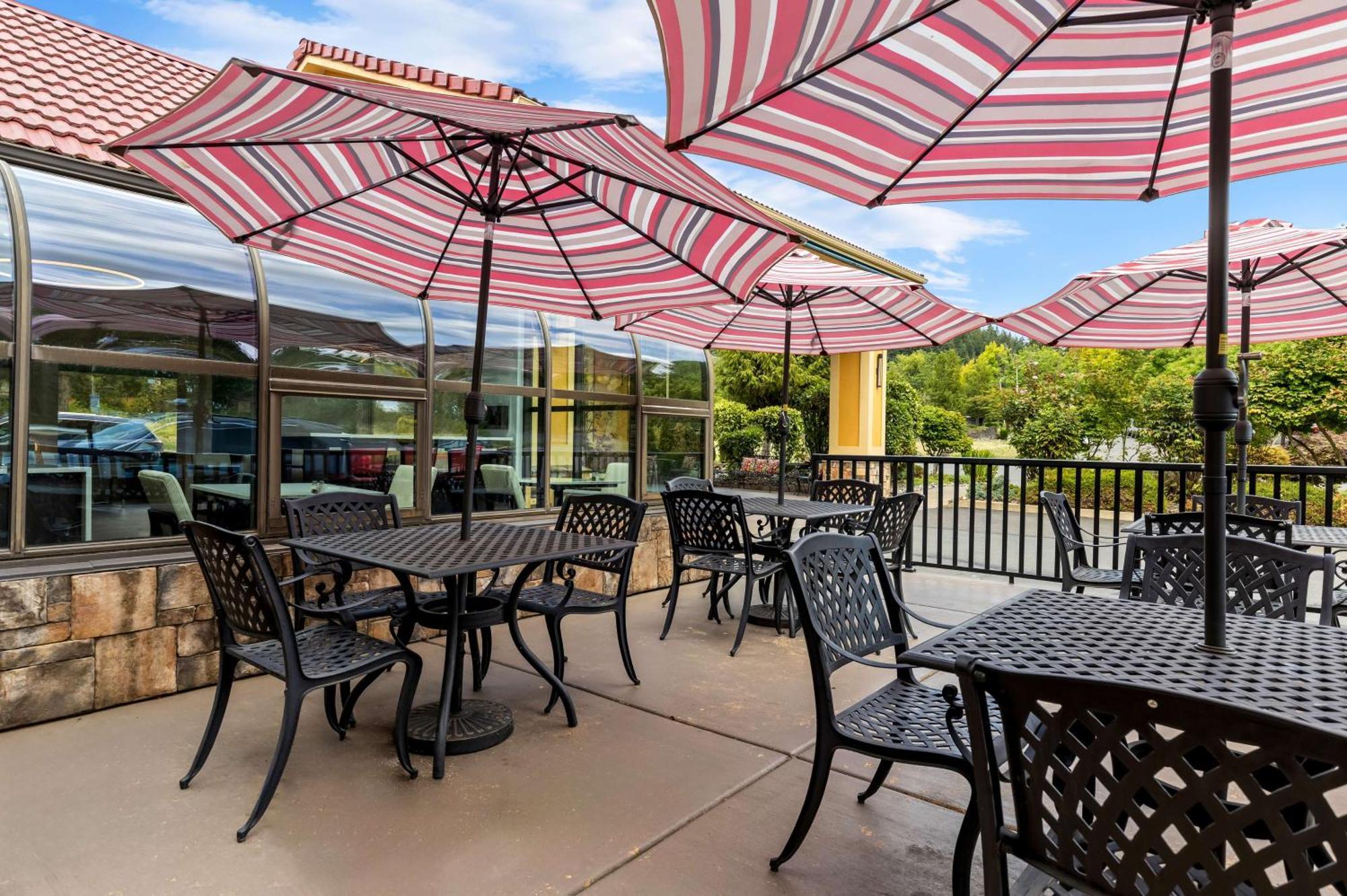 Best Western Plus Parkway Inn Wilsonville Eksteriør bilde